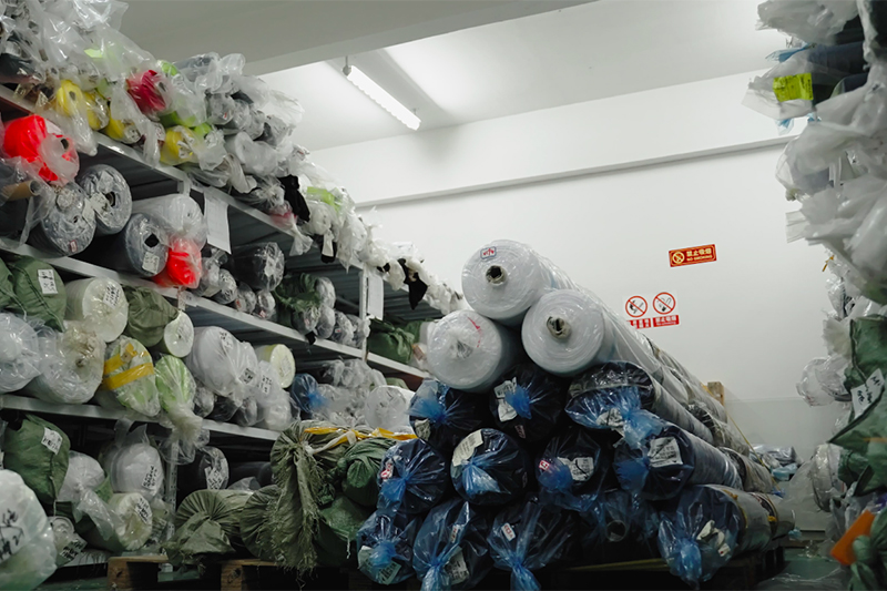 Over 200 Kinds Of Fabric And 30 Kinds Of Pads